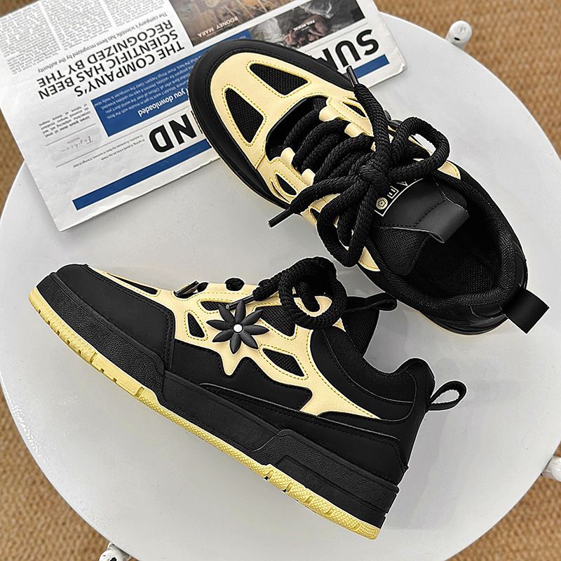 Mocassins masculinos casuais de viagem, novos sapatos estilo coreano, moda outono 2025_voghion.com