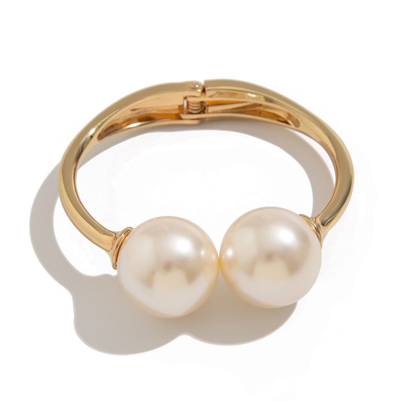 Temperament Baroque Big Pearl Ins Stacked Bracelet, Exaggerated Irregular Winding Bracelet_voghion.com