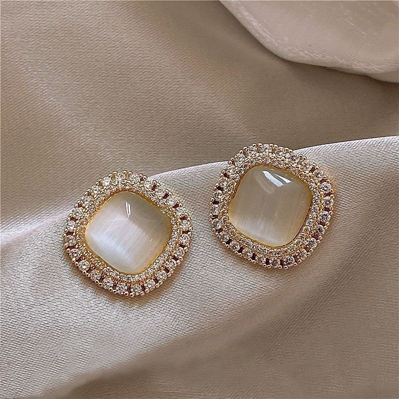 Prachtige oorbellen van topkwaliteit, niche-design oorbellen, trendy mix-en-match temperament oorbellen voor vrouwen_voghion.com