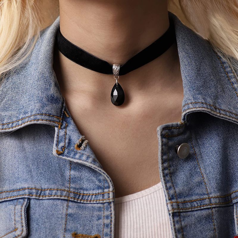 Necklaces Personalized Women's Gothic Vintage Victorian Black Velvet Choker Necklace_voghion.com
