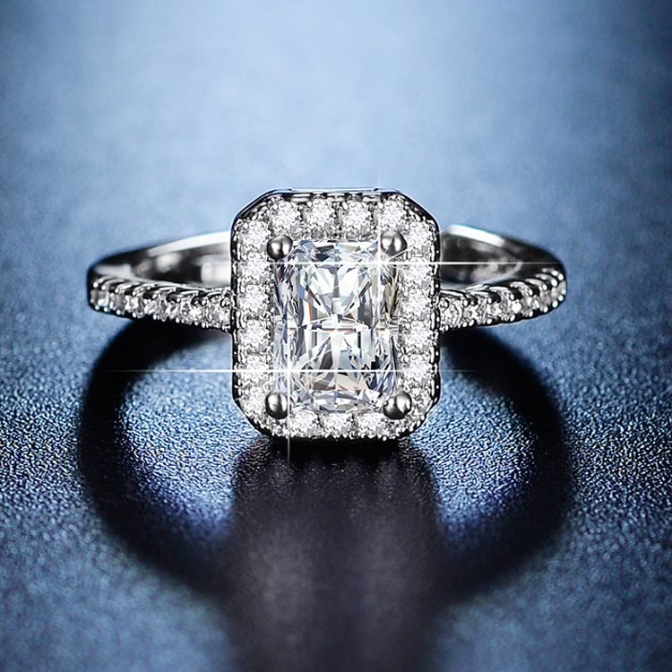 Live streaming light luxury design fashionable diamond inlaid moissanite one carat open zircon ring for women_voghion.com