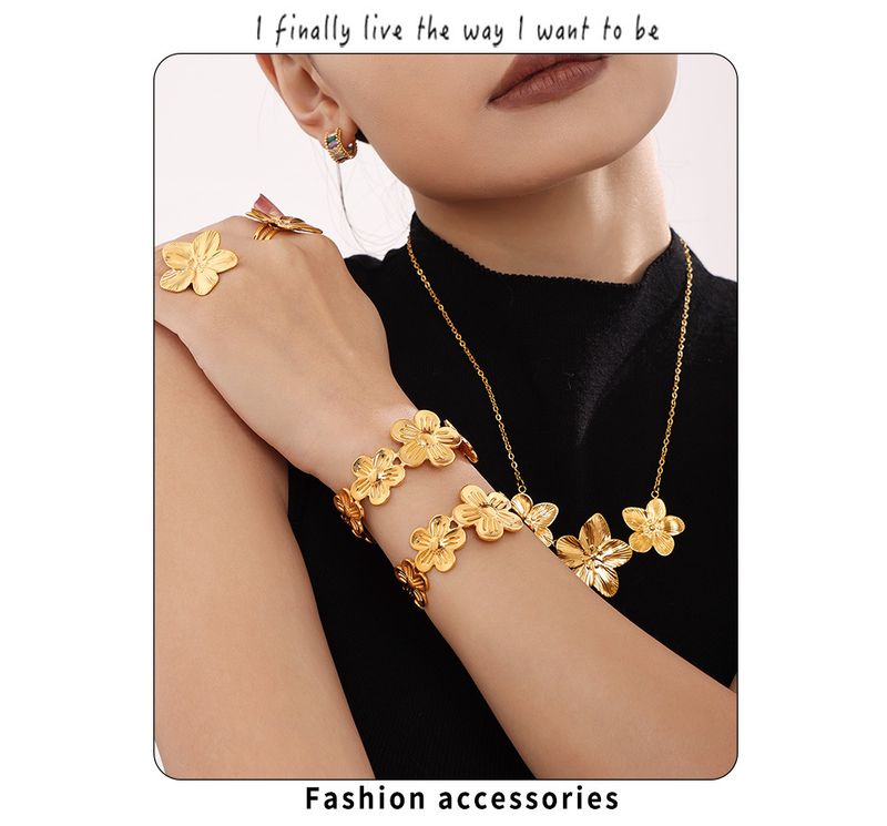 Sieradenset voor dames, gouden bloemenring, ketting en armband, roestvrij staal, PVD-geplateerd, echt goud, kleurbehoud sieraden_voghion.com