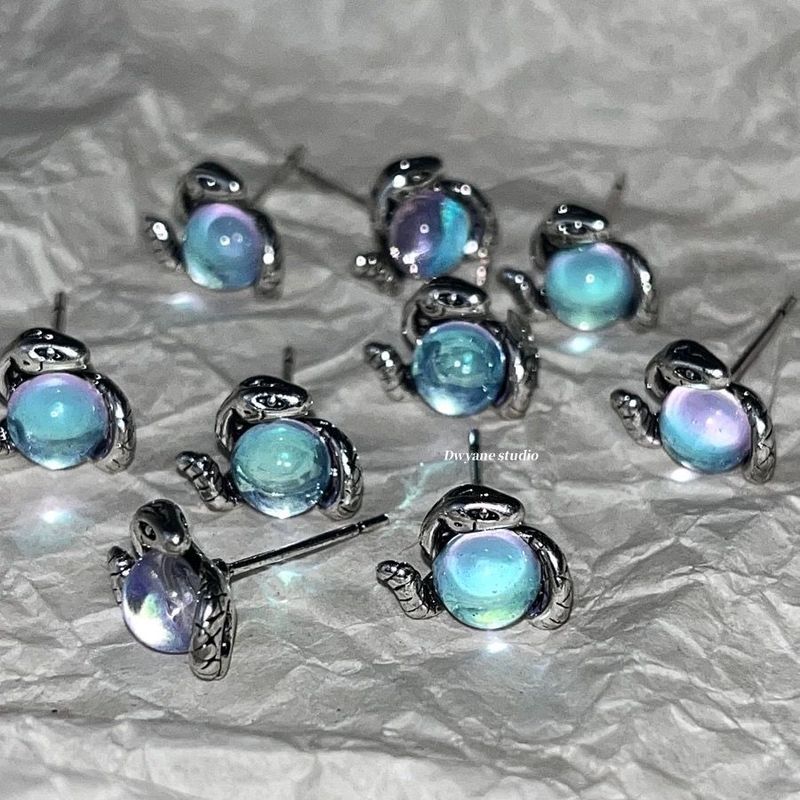 Medusa Eye Stud Earrings Men High-end Anti-allergy Topaz Stone For Women Trendy Minimalist Cool Style Ear Jewelry_voghion.com