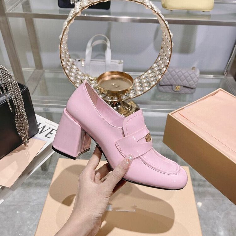 Hochwertige Goldmünze Lefu für Frauen 2023 Neue quadratische dicke Ferse mit echtem Leder Damenschuhe_voghion.com