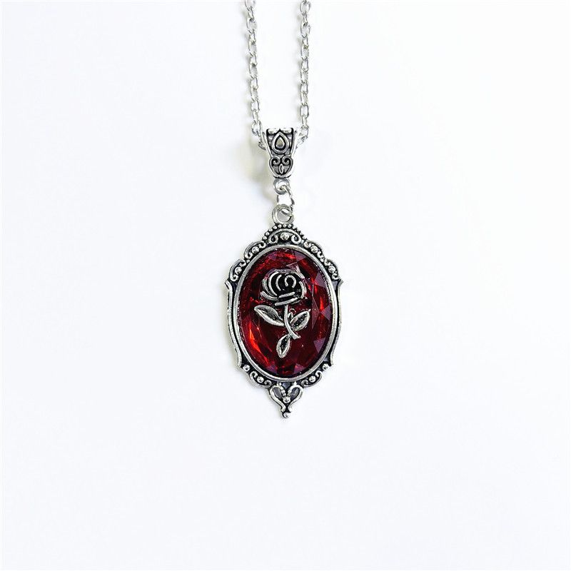 Necklaces Gothic rose sweater necklace_voghion.com