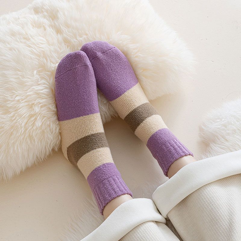 Women's mid tube socks autumn and winter thick terry socks purple warm socks versatile sweat absorbent and deodorant student mid tube socks_voghion.com