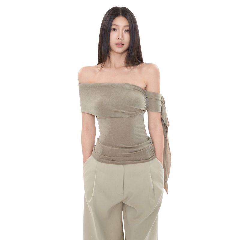 WITHMIN Canotta da donna 2025 Nuovo stile, senza maniche, con spalle scoperte, top di nicchia per ragazze hot di alta qualità_voghion.com