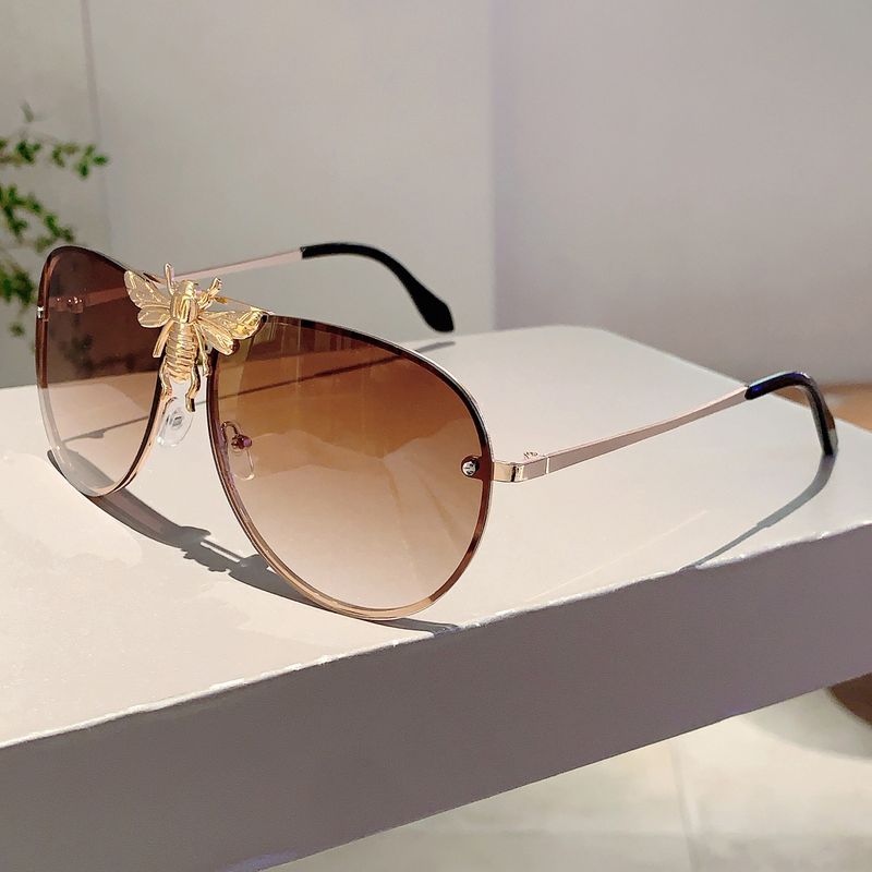 New Wind Bee Frog Fashion Metal Large Frame Internet Celebrity Same Style Sunglasses_voghion.com