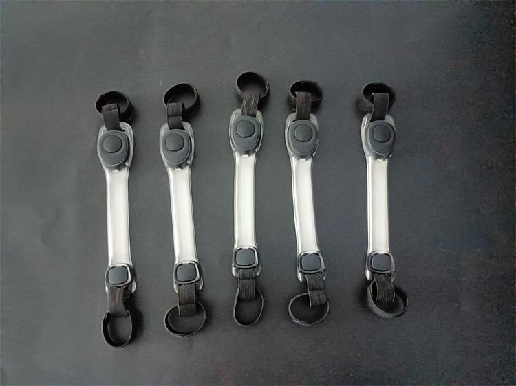 New Fashion Outdoor Night Running LED Warning Light Pet Leash Luminous Silicone Binding Belt_voghion.com