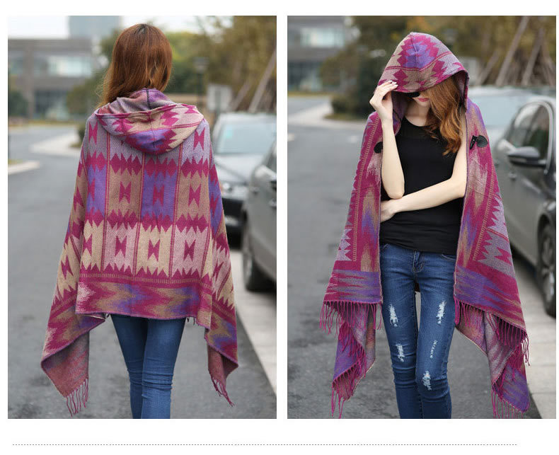 Autunno e inverno nuovo scialle mantello con cappuccio in stile etnico con bottoni in corno dello Yunnan Produttore di scialle con cappuccio in stile etnico boemo_voghion.com