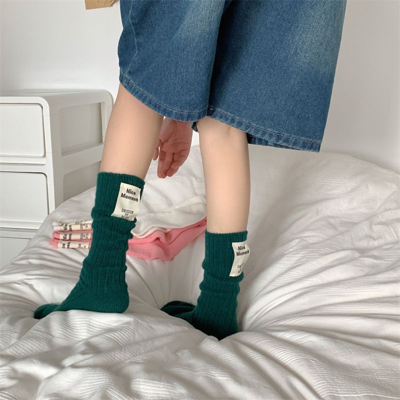Women's & Men's High Socks Soft Wool Blend Knit Crew Socks For Winter Comfort, Warm & Breathable, Unisex Casual Slouch Socks With Textured Design_voghion.com