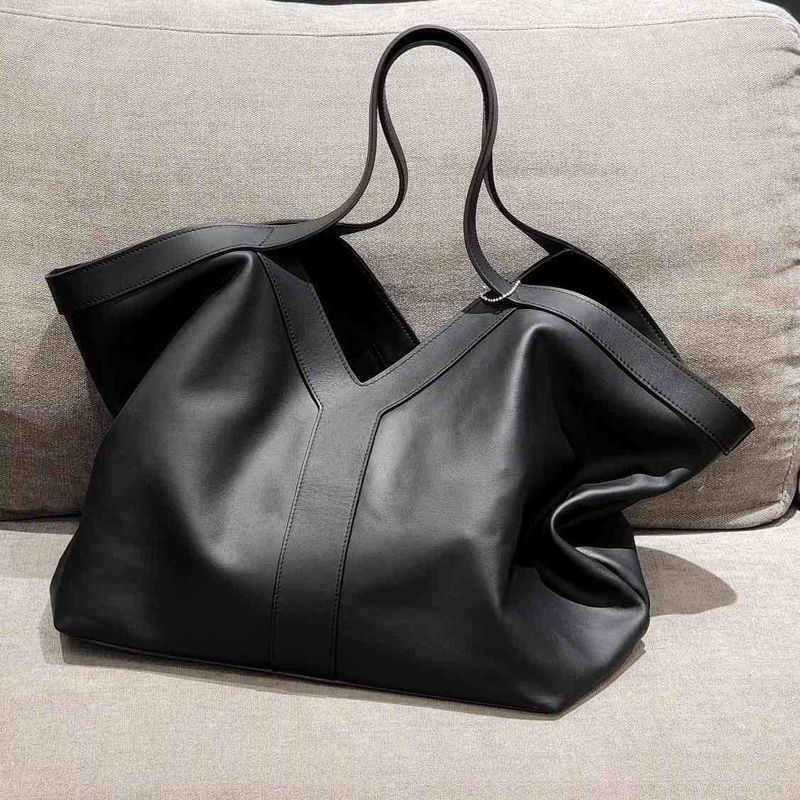 Nuova borsa a tracolla grande e capiente in vera pelle a forma di Y per donna, comoda e comoda_voghion.com