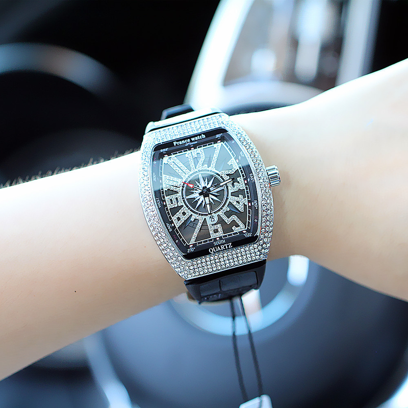 New Men's Fashionable Night Glow with Calendar Digital Wine Barrel Quartz Waterproof Belt Watch_voghion.com