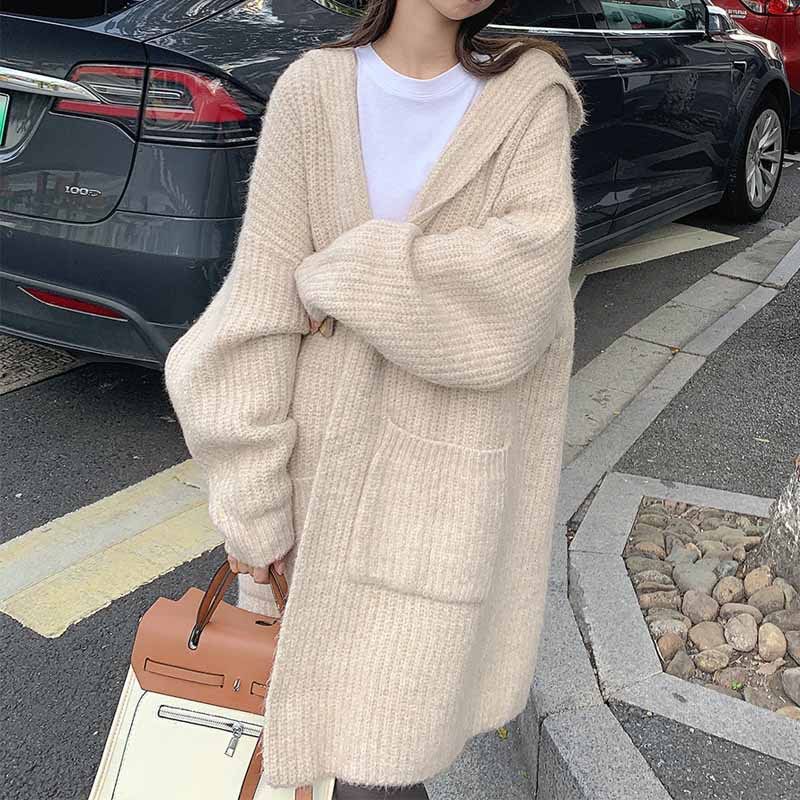 2024 Stile coreano di media lunghezza stile pigro giacca con cappuccio esterno per le donne autunno e inverno pantaloni con grandi tasche a patta cardigan lavorato a maglia largo_voghion.com