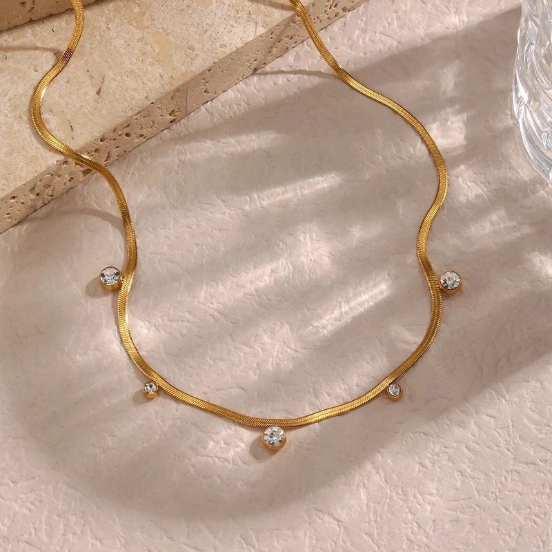 Ensemble de bijoux pour femmes, style rétro simple et tendance, chaîne ronde en acier titane plaqué or véritable et zircone_voghion.com
