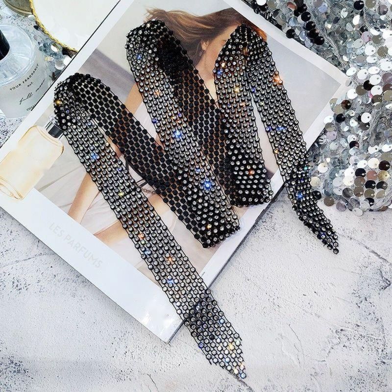 Lanț de claviculă lung cu ciucuri și diamante, exagerat de strălucitor și drenaj multiplu, guler feminin cu personalitate de celebrități de internet_voghion.com