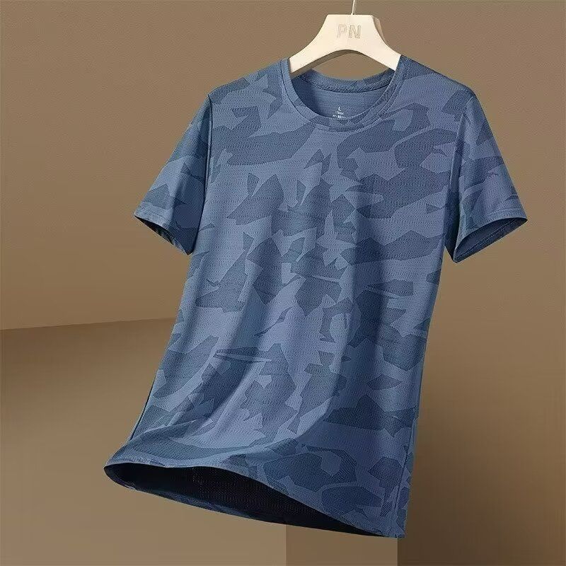 Herrenbekleidung Neues Sommer-T-Shirt aus Eisseide mit kurzen Ärmeln für Herren, dünne Camouflage, lockerer Rundhalsausschnitt, schnelltrocknend, strapazierfähiges T-Shirt für die Arbeit auf der Baustelle_voghion.com