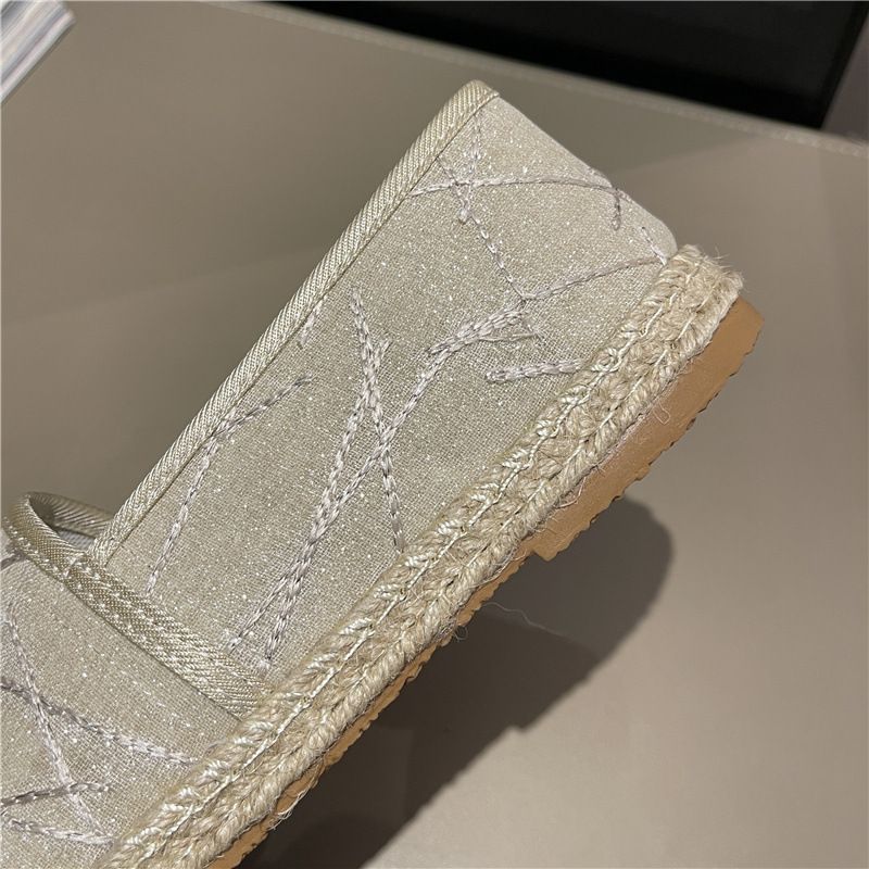 Xiaoxiangfengi kalamehe kingad naistele 2024. aasta uutele kevad- ja sügisrohuga kootud libisemisvastastele lameda põhjaga paksu tallaga kingadele_voghion.com