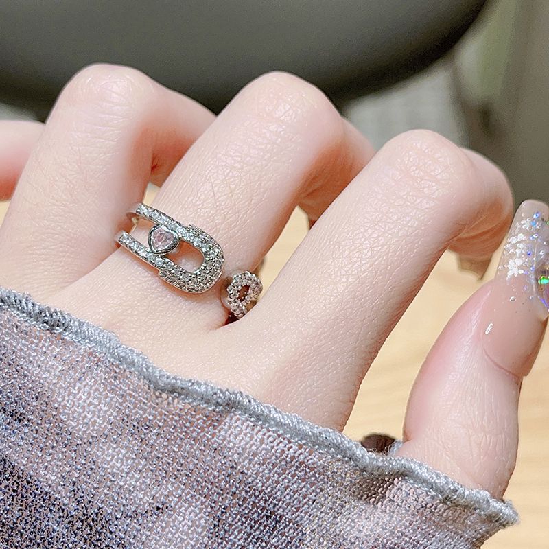 Super cooler und personalisierter Internet-Promi-Stil, leichter Luxus-Ring mit Diamantbesatz aus der Zirkon-Serie, Nischendesign,_voghion.com