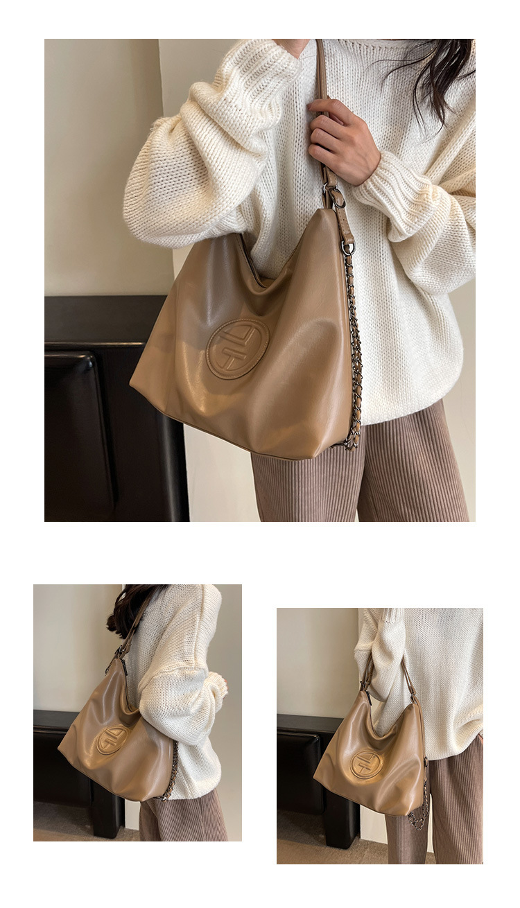2024 Light Luxury Creative Women's New Cool And Trendy Saddle Bag Fashion Large Capacity Shoulder Bag Solid Color Handbag_voghion.com