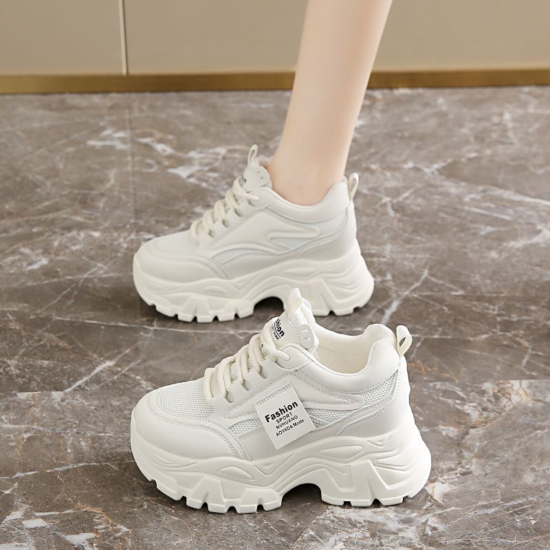 Scarpe sportive casual da donna con aumento interno di 8 cm, tomaia in mesh_voghion.com