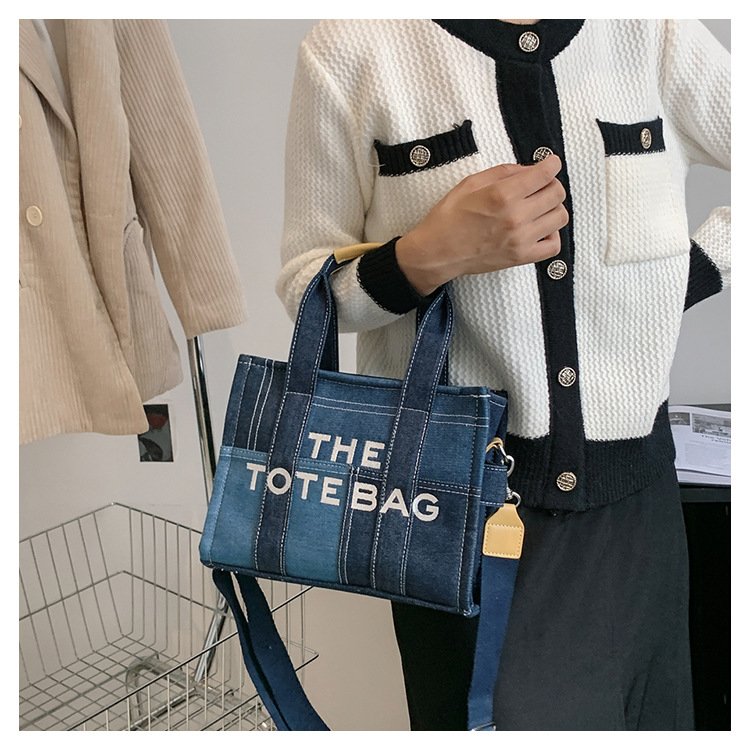 European and American single shoulder canvas bag women's new trendy fashion tote bag all-match casual Messenger portable large-capacity bag_voghion.com