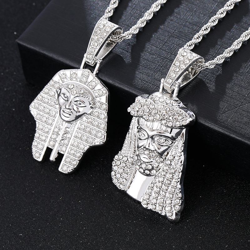 Portrait Pendant Necklace Stainless Steel Gold-plated Diamond-encrusted James With The Same Personality Versatile Hip-hop Chain Pendant European And_voghion.com