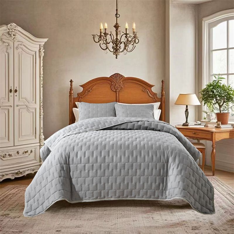 Mountain Pattern Bedspread - Premium Quilted Cover (King/Queen Size Wrinkle-Resistant Breathable Cotton Stylish Geometric Design)_voghion.com