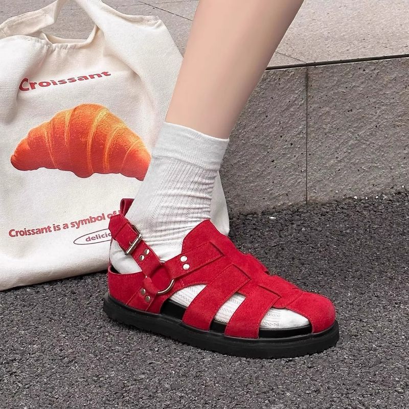 2025 Summer New Cowhide Closed-Toe Roman Women, Casual Versatile Studded Fashion Sandals For Beach_voghion.com