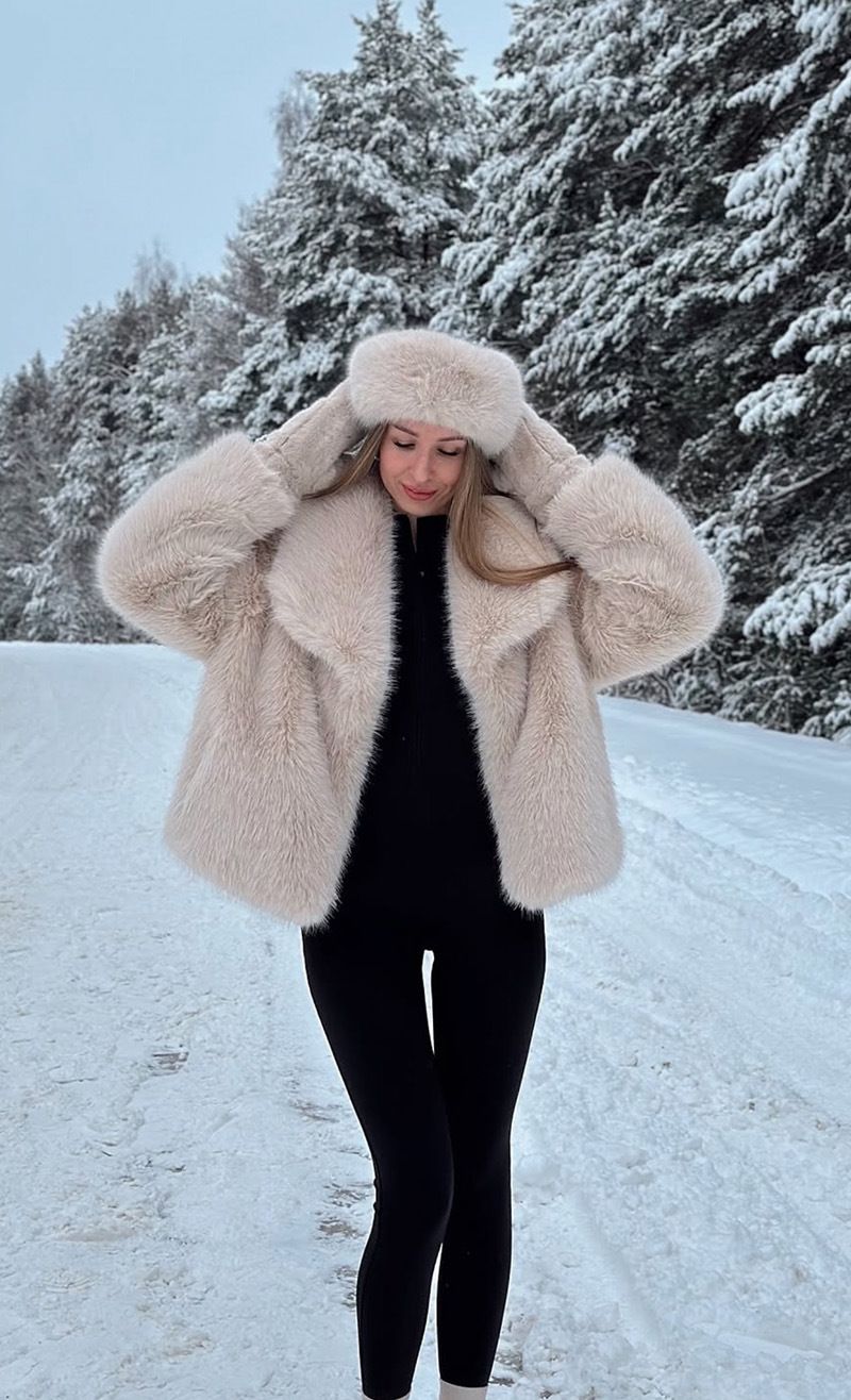 Luxuriöser Kunstfuchspelzmantel, modische Winterjacke für Damen mit übergroßem Revers – weicher und flauschiger Kunstpelzmantel, eleganter Pendlerstil, Beige_voghion.com