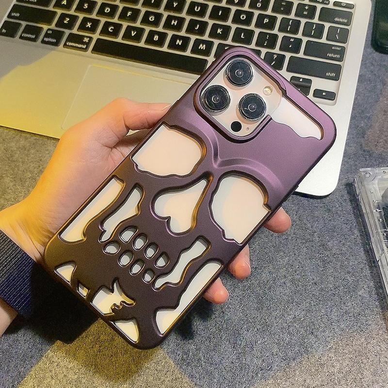 Luxus Matte Plating Metallic Farbe Aushöhlen Schädel Hard Case Für iPhone 14 13 12 11 Pro Max 14 Plus Mode stoßfest Abdeckung_voghion.com