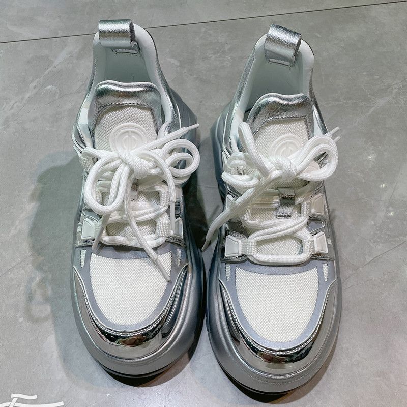 Scarpe casual da donna con punta tonda e lacci, con suola spessa, con aumento di altezza, autunno inverno 2025, nuove_voghion.com