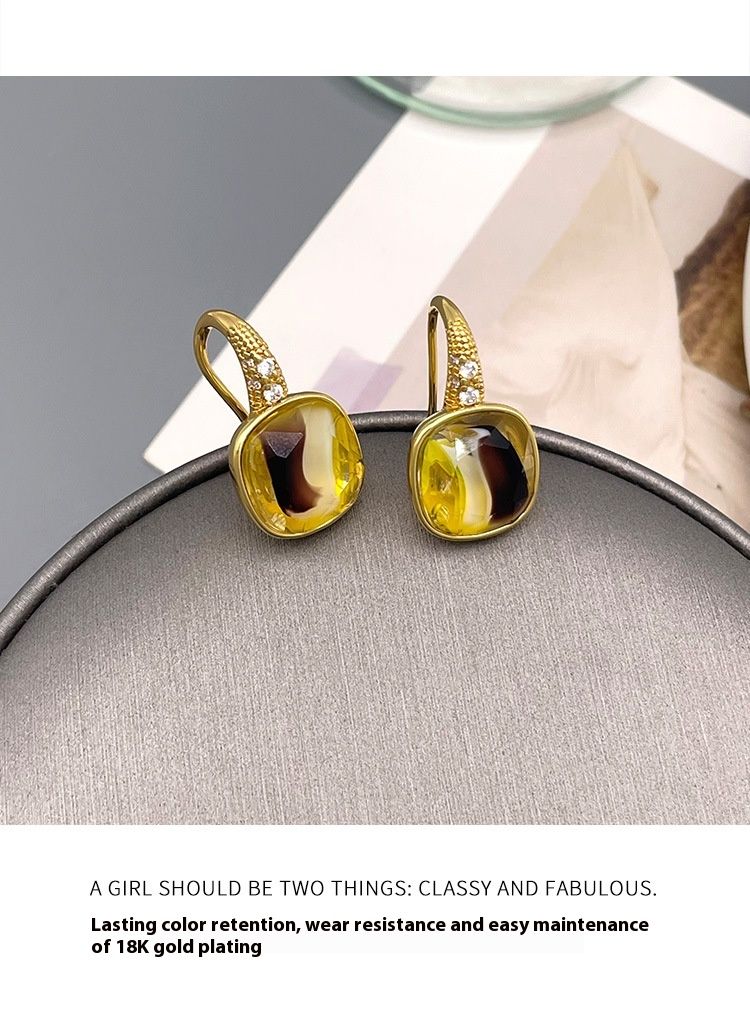 Korean Fashion Commuter Earhook Geometric Inlaid Crystal Glass Personalized Charm with Niche Design Simple Earrings_voghion.com
