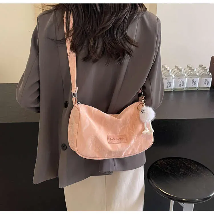 Nuovo stile monospalla per donna, semplice e versatile, grande capacità, resistente all'acqua, leggero e lussuoso, alla moda_voghion.com