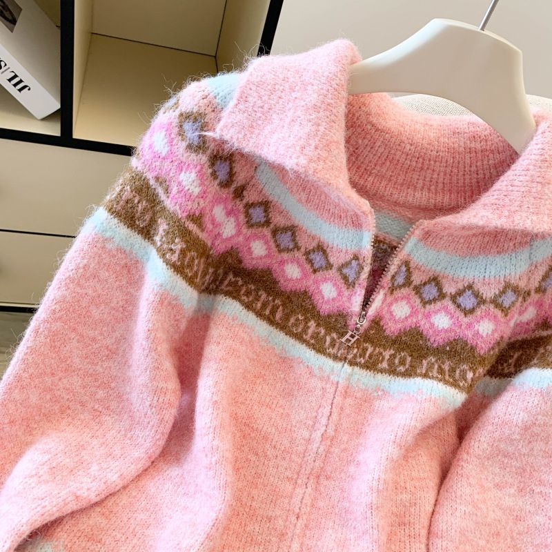 Cardigan in maglia Fair Isle – Carré ricamato a mano di ispirazione nordica e colletto in pelliccia sintetica (taglia unica, capo essenziale per l'inverno, con cerniera frontale)_voghion.com