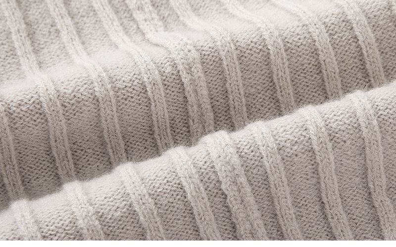 herfst en winter nieuwe stijl herensweater met lange mouwen, verticale strepen, halfhoge kraag, ritssluiting en dieptepunt, herensweater_voghion.com