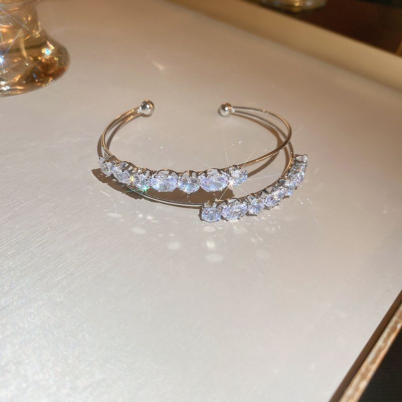 Bracciale rigido con fiocco in zircone per donna, bracciale con ciondolo di lusso di alta qualità coreano, accessori delicati per matrimonio e personalità alla moda_voghion.com