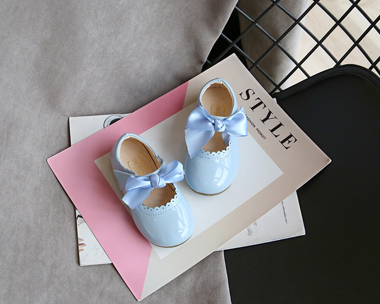 Mother&Kids Scarpe piccole in pelle per bambine Scarpe con fiocco in pelle brillante per bambine Scarpe da ballo per palcoscenico e asilo_voghion.com