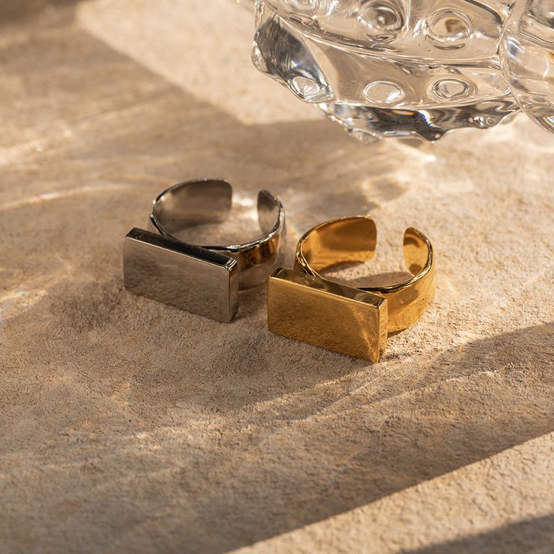Gold stainless steel rectangular block fashionable ring, women's versatile and niche INS style non fading jewelry_voghion.com