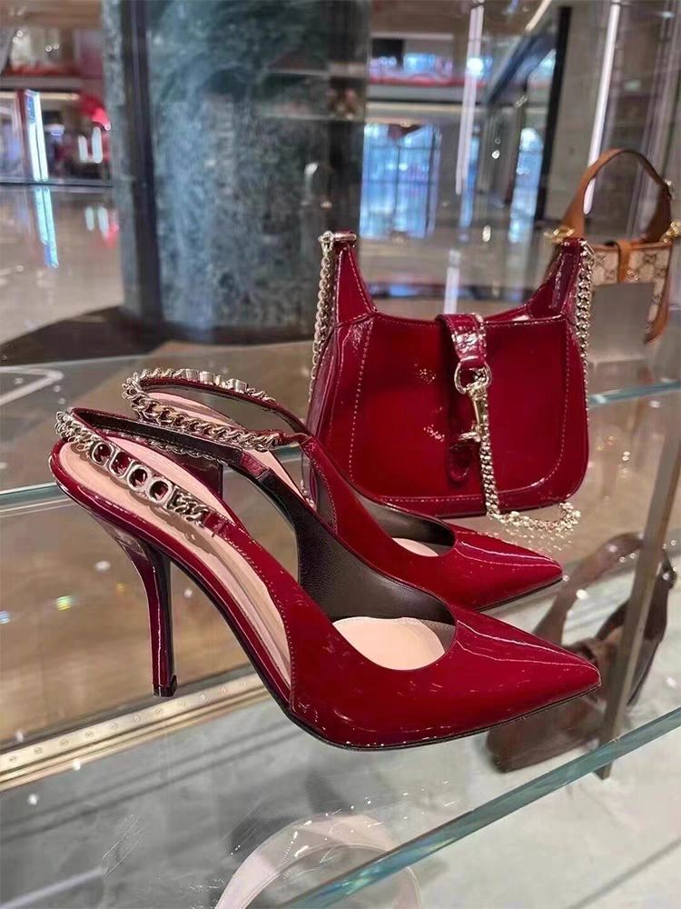 2025 Spring New Red Patent Leather Pointed Stiletto High Heels Women_voghion.com