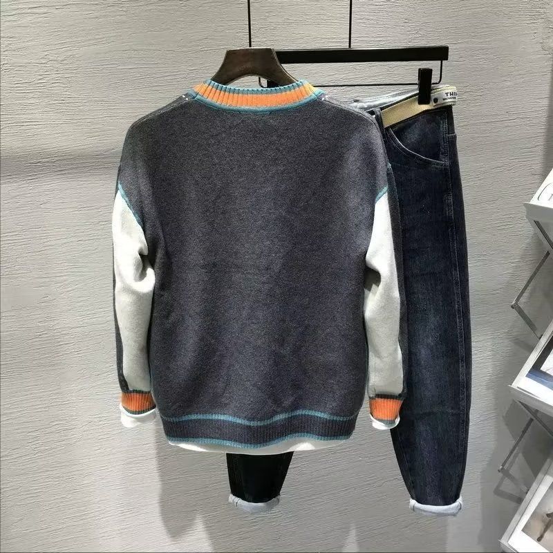 Vyriški drabužiai Rudens ir žiemos megztas megztinis V kaklo striukė vyrams madinga laisvalaikio universali sagų kišenė didelio dydžio viršūnių tendencija_voghion.com