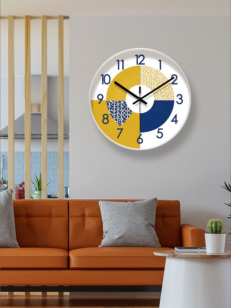 Yipula 7017 Leise, einfache nordische, moderne, kreative Wanduhr für das Wohnzimmer zu Hause_voghion.com