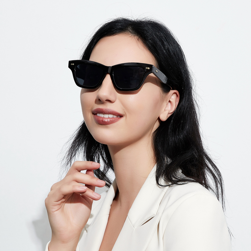 Hot selling items Glasses 95168 Square Tortoise Shell Rivet Small Frame Funny Sunglasses for Men and Women_voghion.com