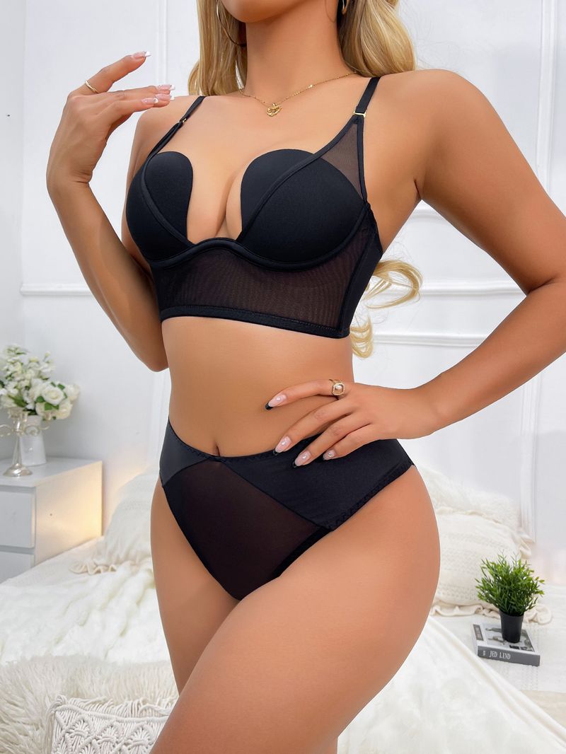 Sexy U-shaped backless invisible beauty lingerie with small chest showing large gathering and side breasts bra set_voghion.com