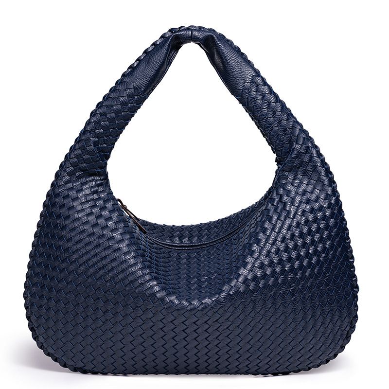 New Large Capacity Women's Shoulder Simple Handbag Handwoven Fashion Underarm Bag_voghion.com