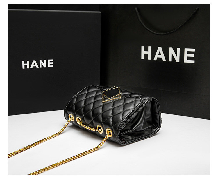 Small fragrant wind bag 2021 new trendy diamond chain bag women's all-match oblique cross bag ins net red single shoulder small square bag_voghion.com