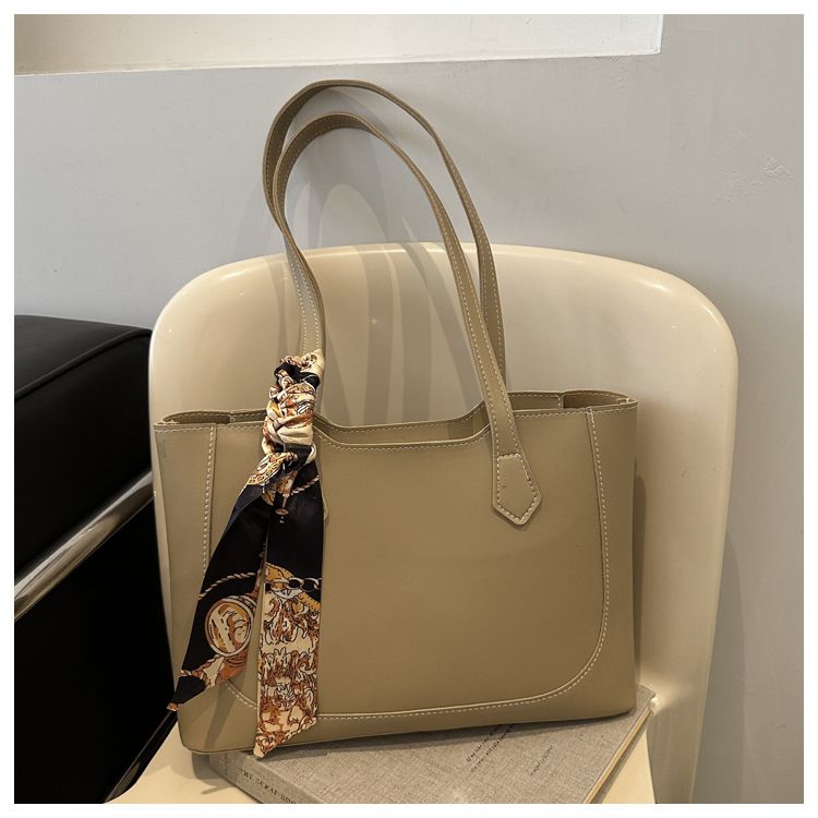 Popolare 2024 Primavera Nuova Alla Moda Piccola e Minimalista Borsa A Tracolla Grande Capacità per Le Donne_voghion.com