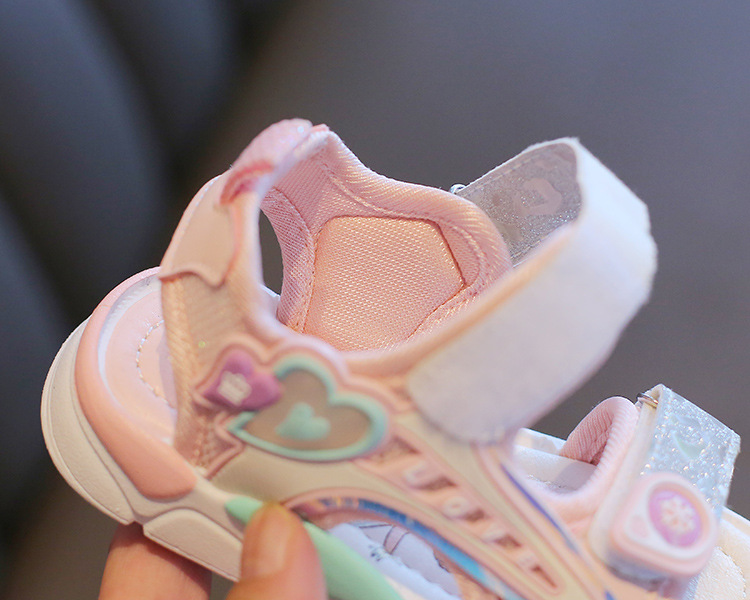 Sandali principessa 2023 Estate nuove bambine da spiaggia scuola media suola morbida bambino cartone animato netto scarpe rosse_voghion.com