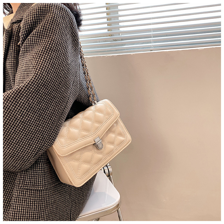Borsa da donna con catena a rombi ricamati 2023 inizio autunno nuova tendenza in texture borsa da donna piccola borsa a tracolla profumata_voghion.com