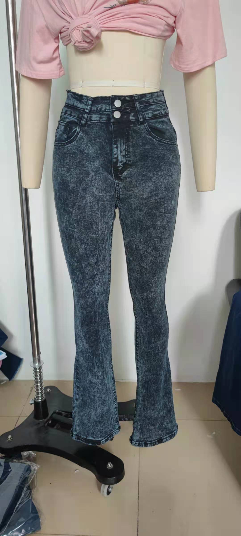 stretch jeans met hoge taille en gefrituurde sneeuwvlok met wijde pijpen voor dames_voghion.com